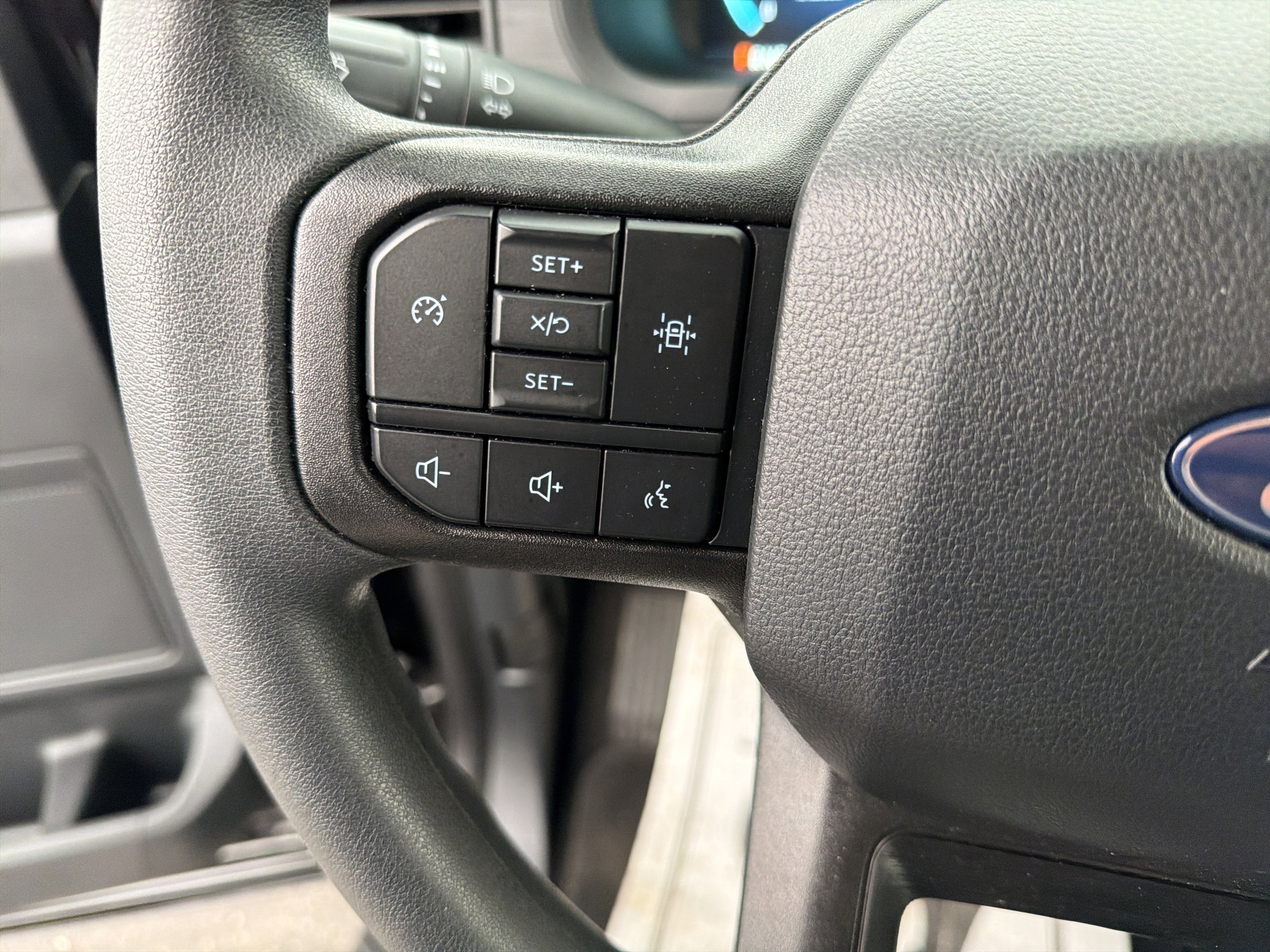 Used 2025 Ford F150 STX w/ Equipment Group 200A image 18