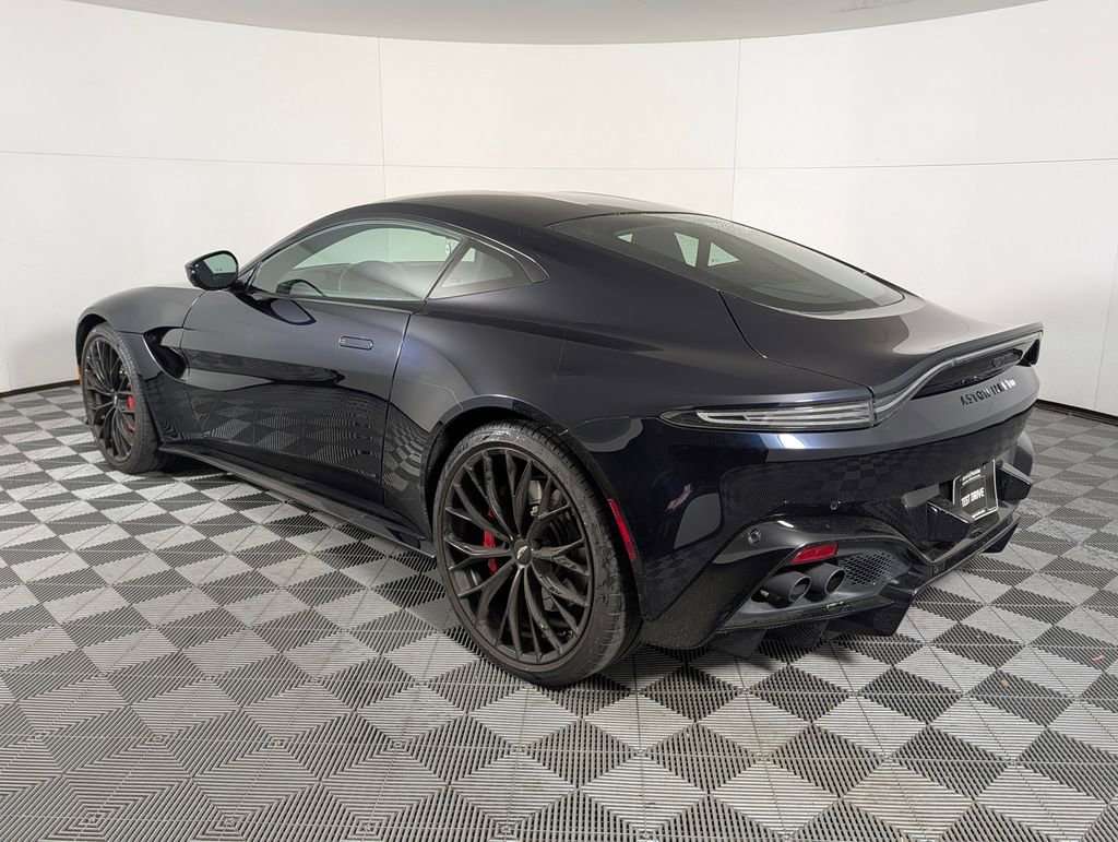 Used 2023 Aston Martin V8 Vantage Coupe image 3