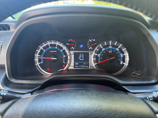 Used 2014 Toyota 4Runner Limited image 32