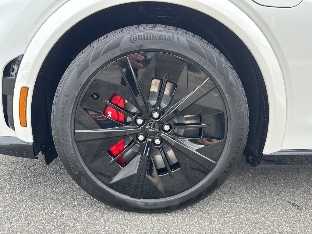 New 2025 Ford Mustang Mach-E GT image 10