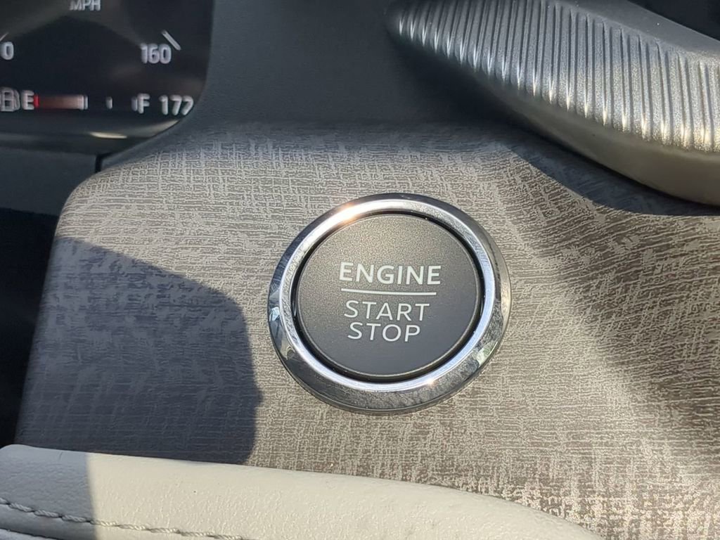 Used 2025 Ford Explorer Platinum w/ Ultimate Package image 28