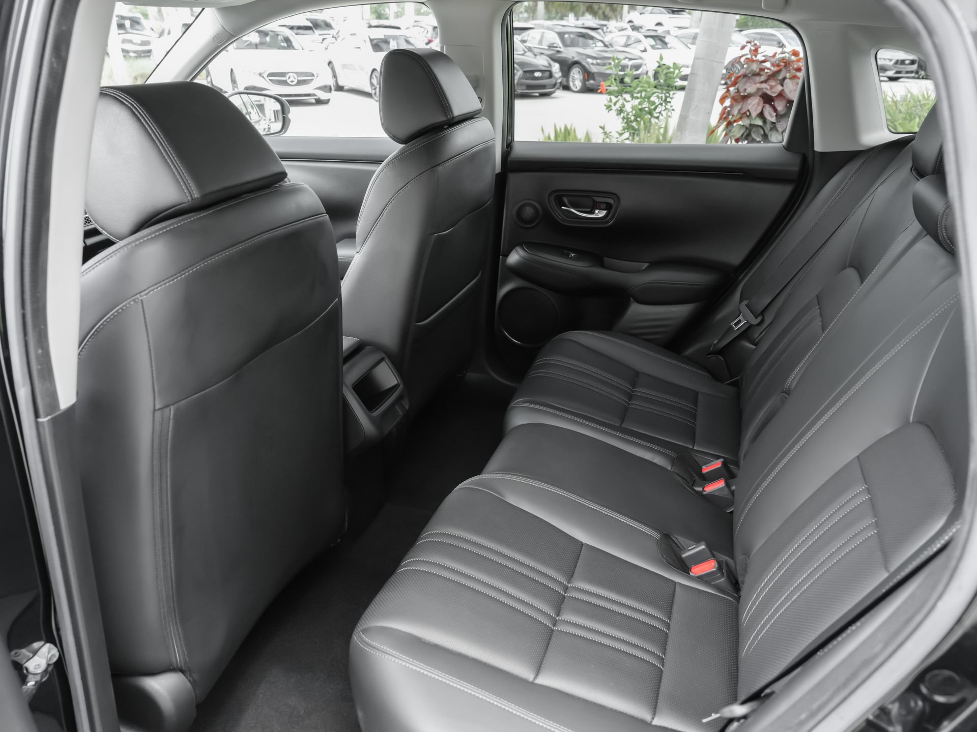 Used 2024 Honda HR-V EX-L image 31