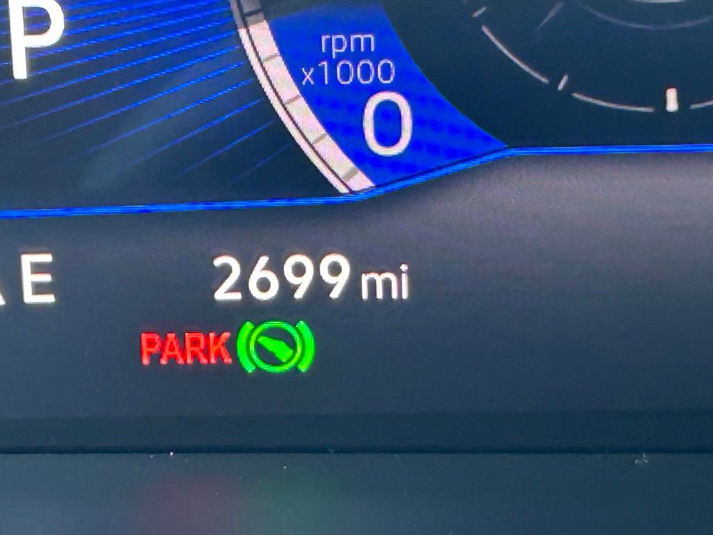 Used 2025 Volkswagen Jetta SE image 38