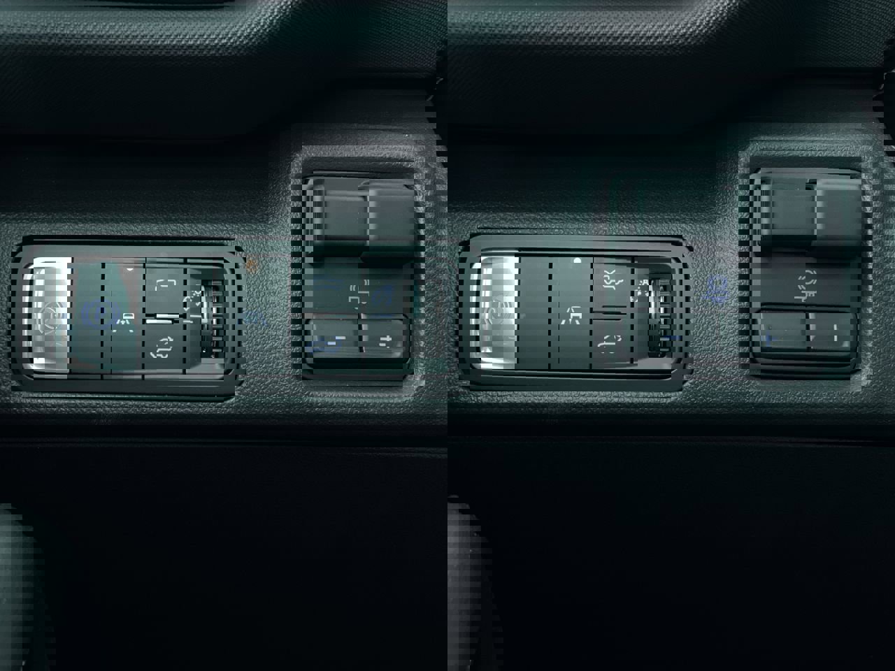 New 2025 Chevrolet Silverado EV LT image 78