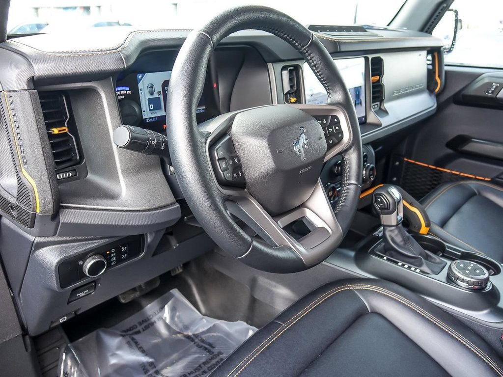 Used 2024 Ford Bronco Badlands w/ Sasquatch Package AWD/4WD image 10
