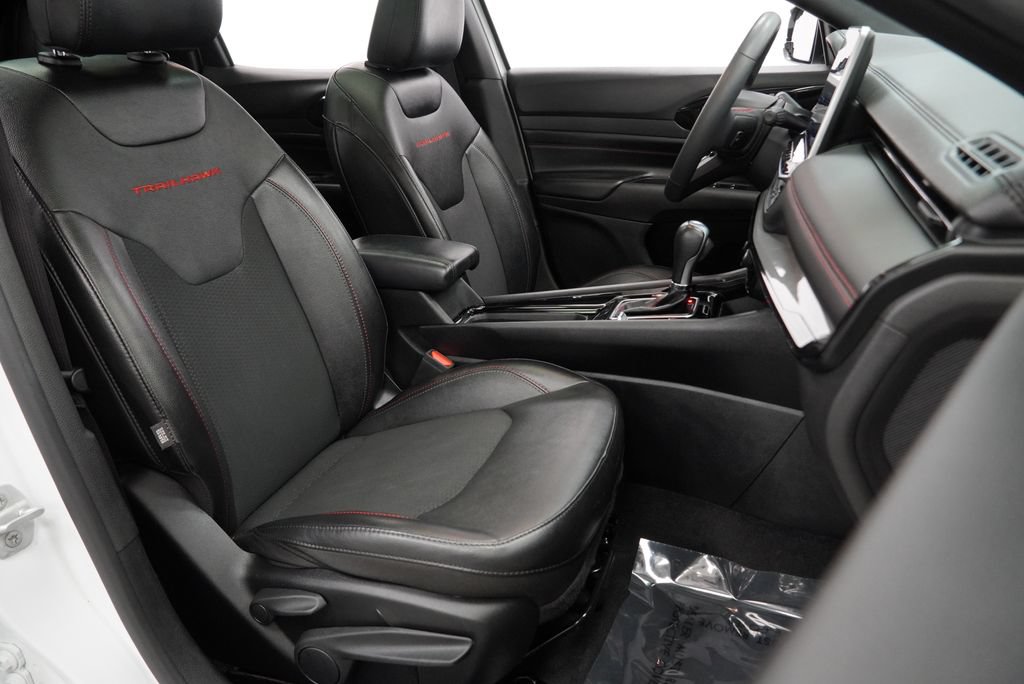 Used 2023 Jeep Compass Trailhawk w/ Sun and Sound Group AWD/4WD image 48