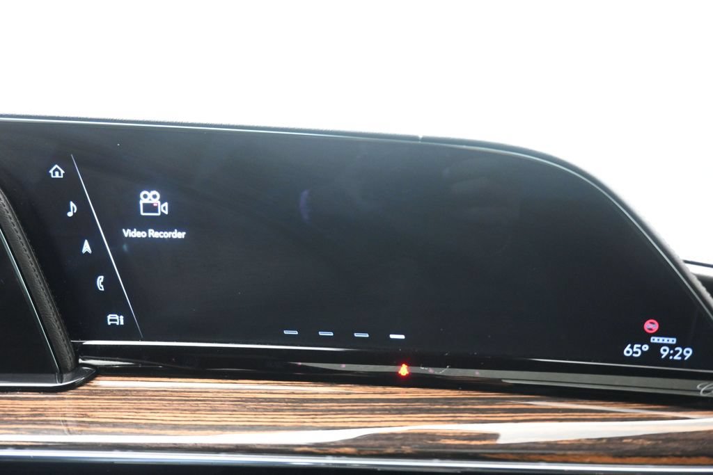 Used 2024 Cadillac Escalade ESV Premium Luxury w/ LPO, Floor Liner Package AWD/4WD image 21