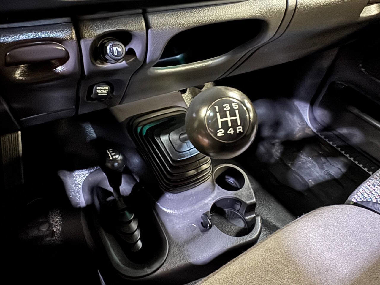 Used 2002 Dodge Ram 3500 Truck 4x4 Regular Cab image 6