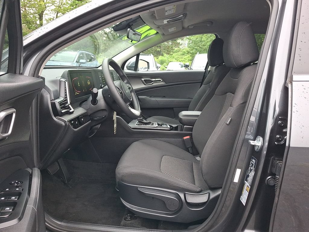Certified 2024 Kia Sportage LX AWD/4WD image 3