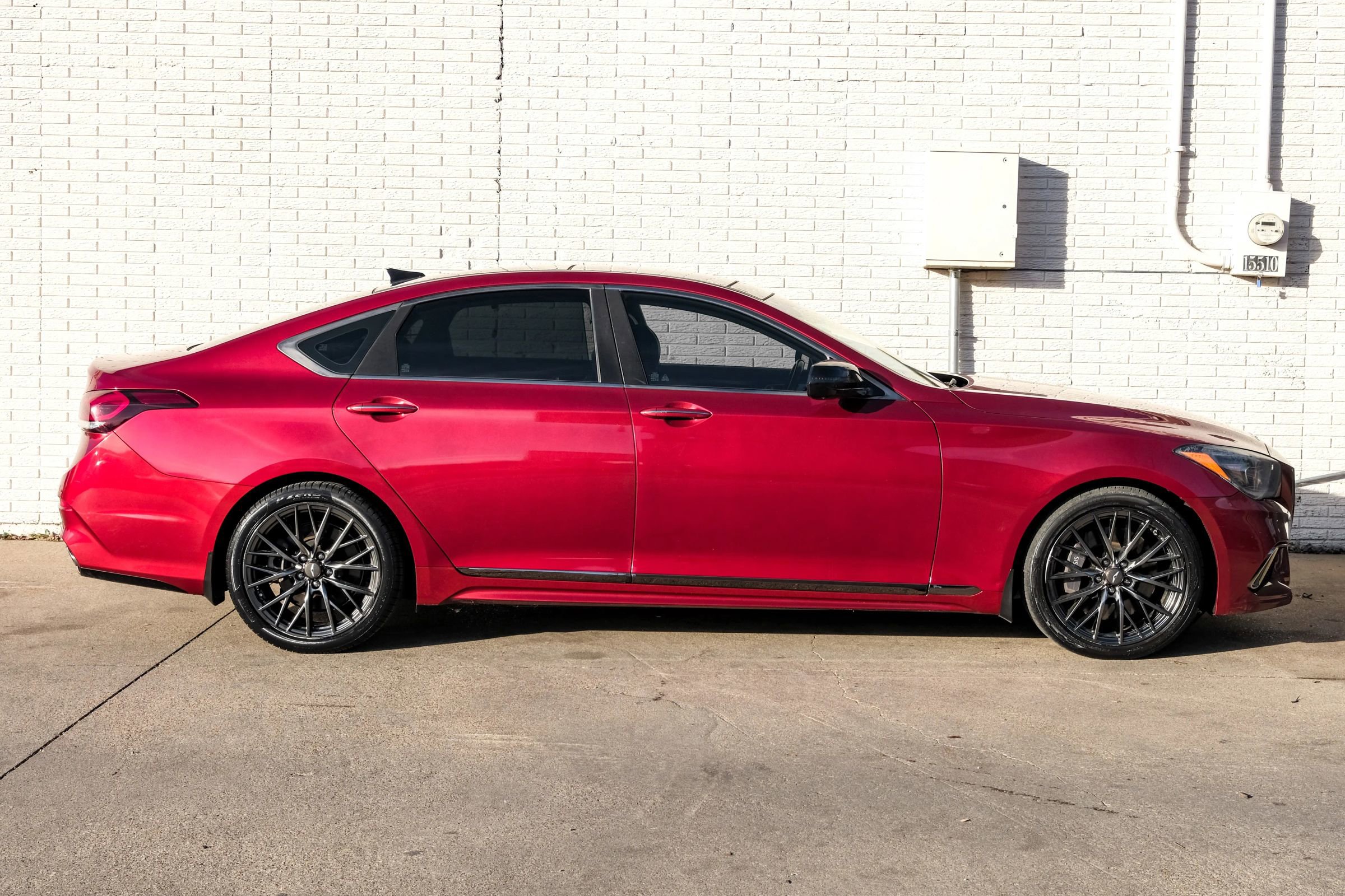 Used 2019 Genesis G80 3.3T Sport image 7