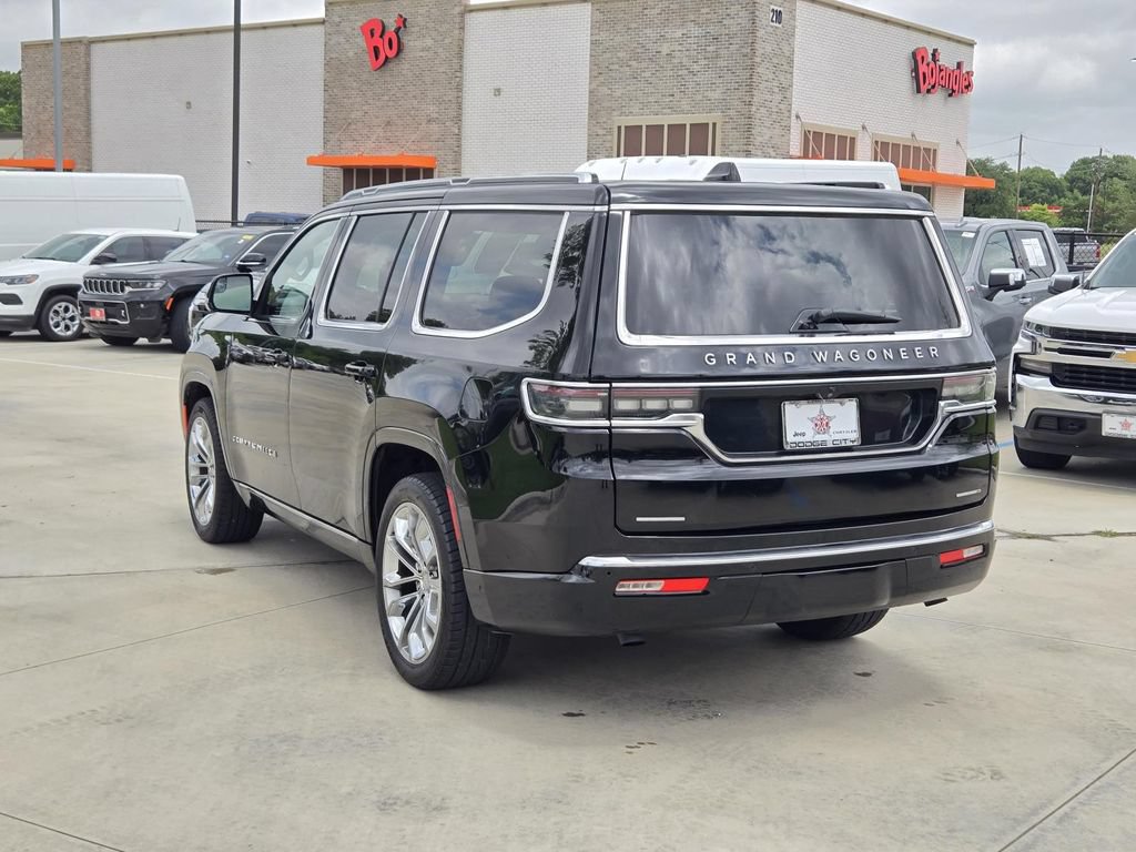 Used 2023 Jeep Grand Wagoneer Series II AWD/4WD image 4