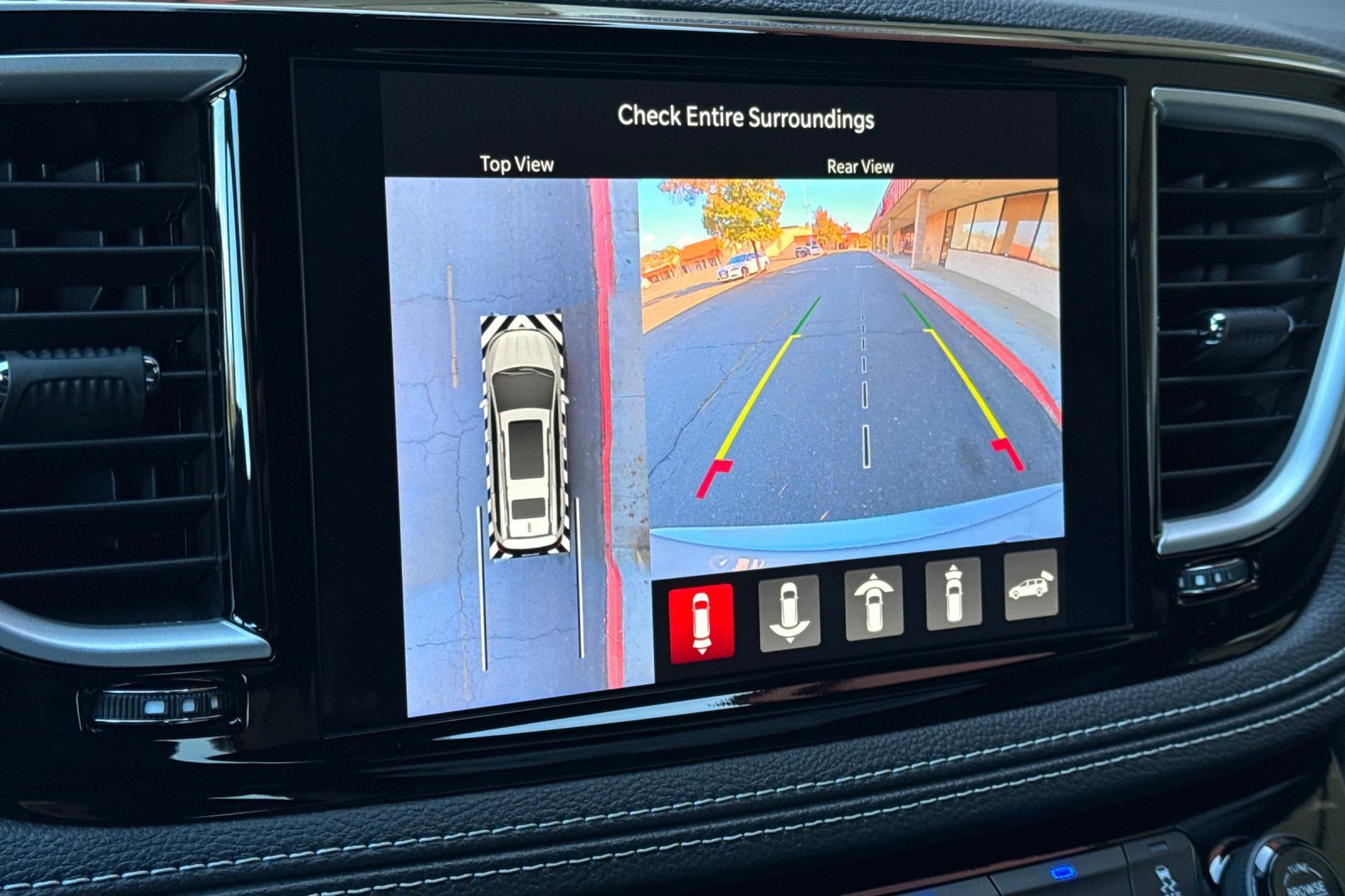 New 2026 Chrysler Pacifica Select w/ S Appearance Package image 19