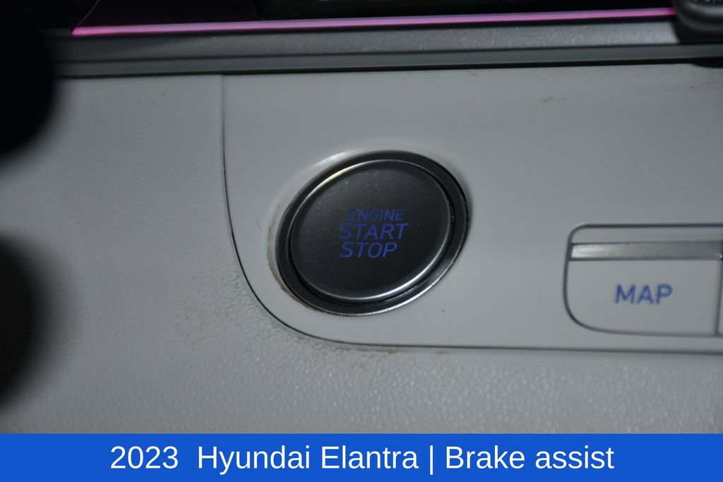 Used 2023 Hyundai Elantra Limited FWD image 12