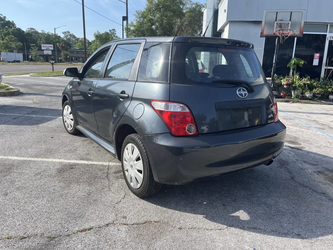 Used 2006 Scion xA Base 4dr Hatchback w/Automatic image 6