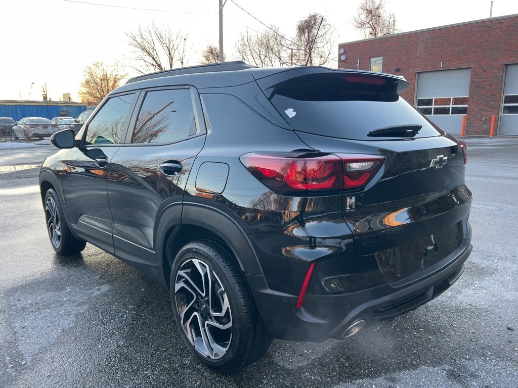 Used 2024 Chevrolet TrailBlazer RS w/ Convenience Package image 3