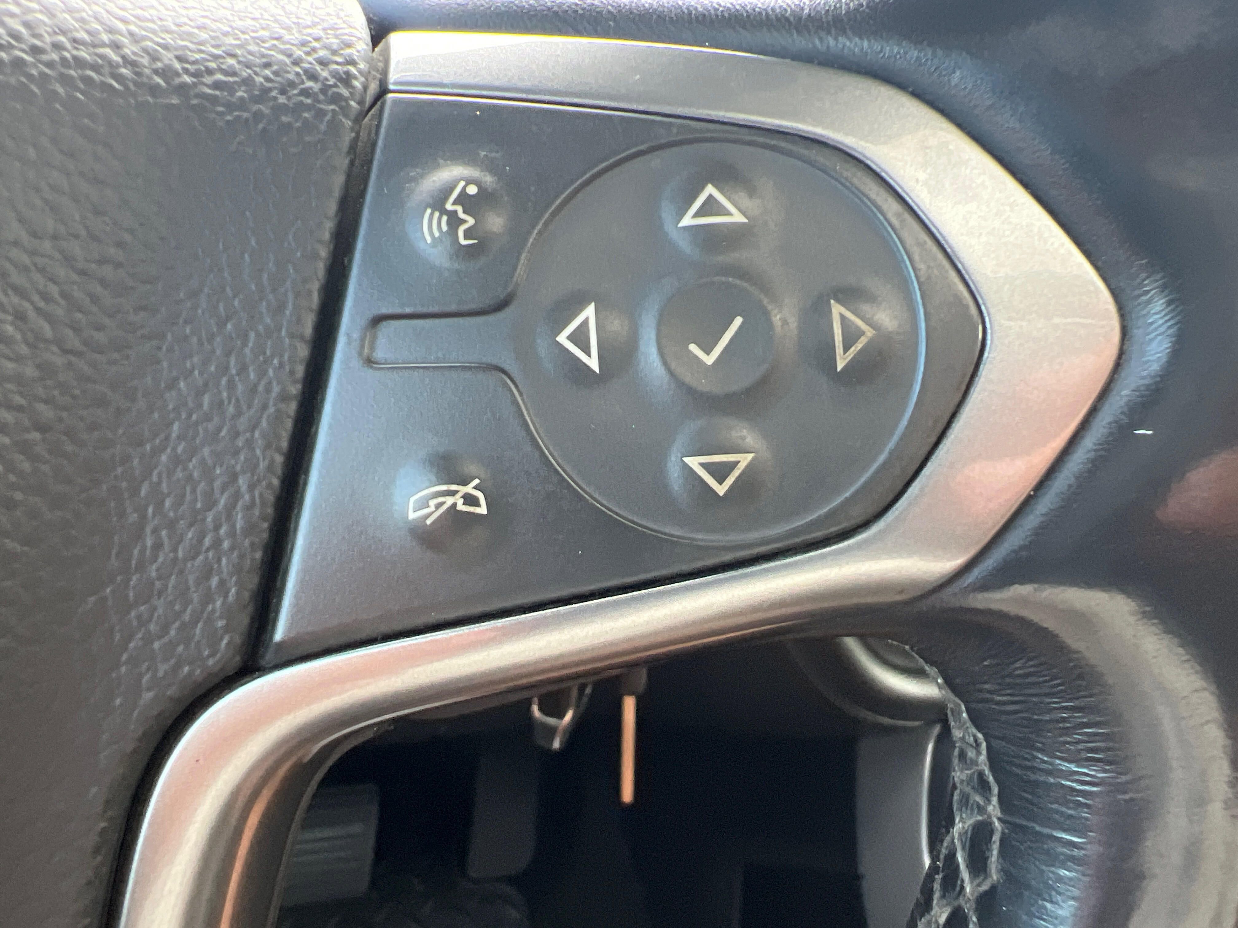 Used 2018 Chevrolet Silverado 3500 LTZ image 21