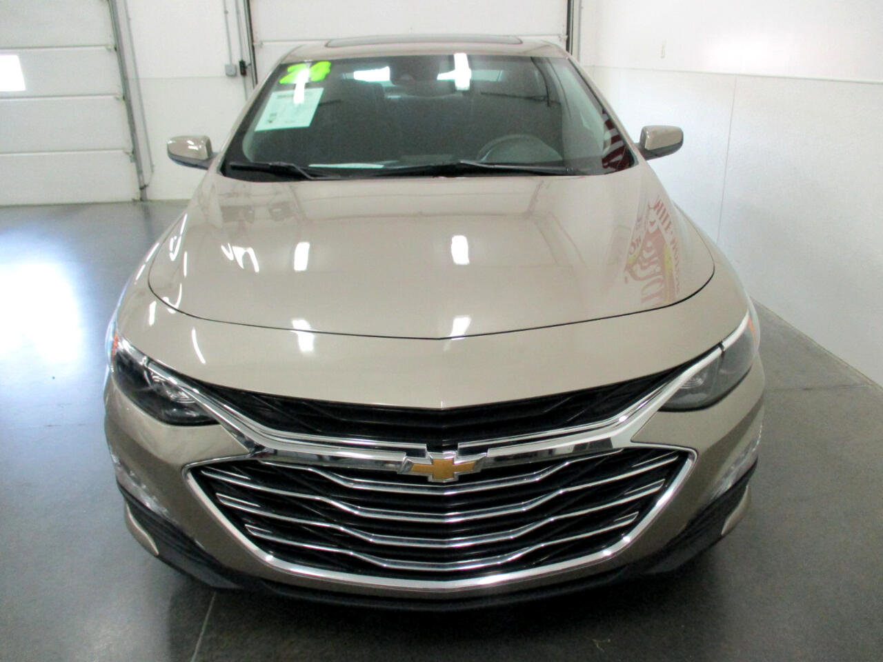 Used 2024 Chevrolet Malibu LT image 8