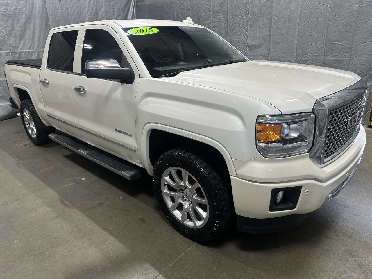 Used 2015 GMC Sierra 1500 Denali w/ Driver Alert Package AWD/4WD image 1