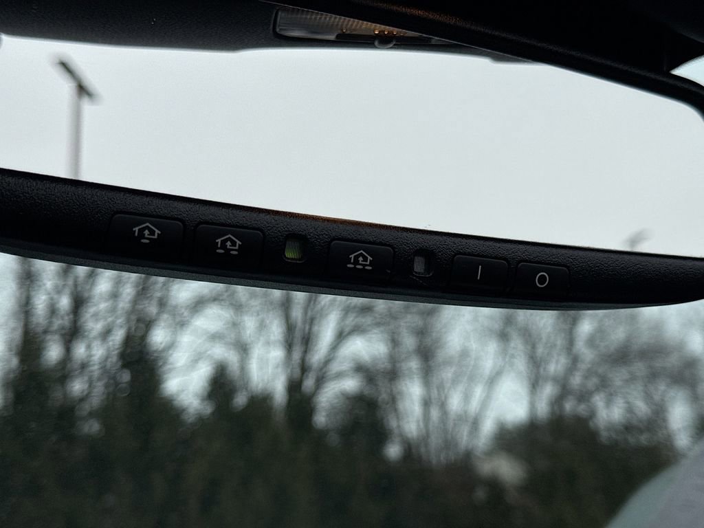 Used 2022 MAZDA MX-5 Miata Grand Touring w/ Weather Package image 40