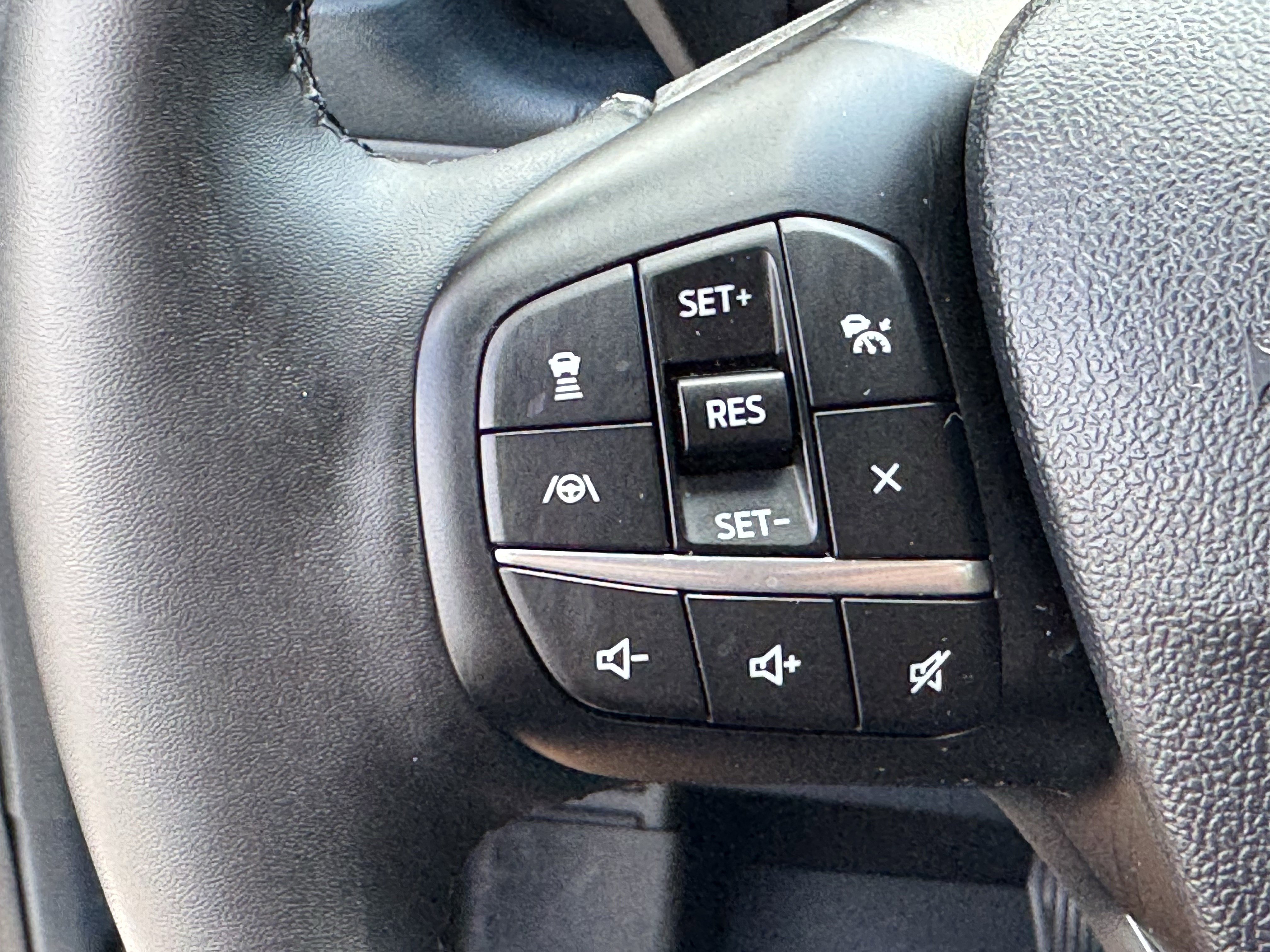 Used 2025 Ford Maverick Lariat image 24