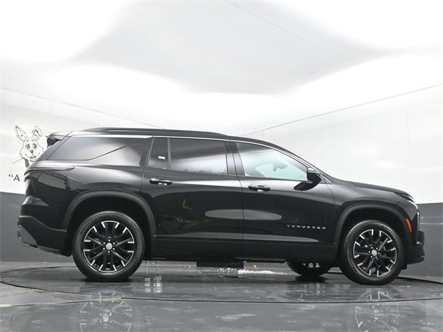 New 2026 Chevrolet Traverse LT w/ Sun and Wheel Package image 32