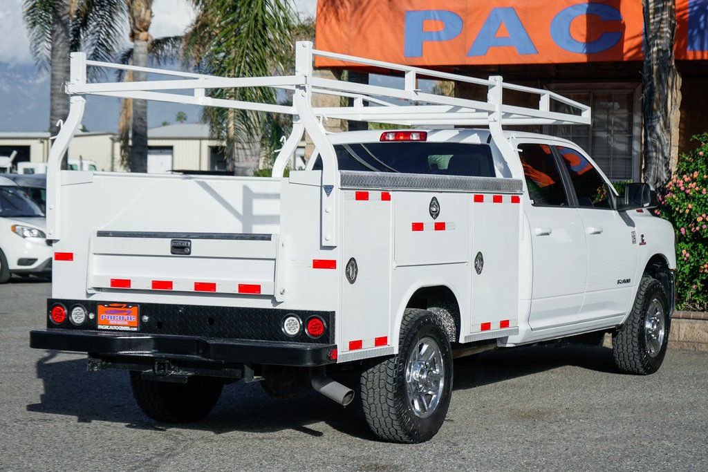 Used 2021 RAM 3500 Big Horn image 10