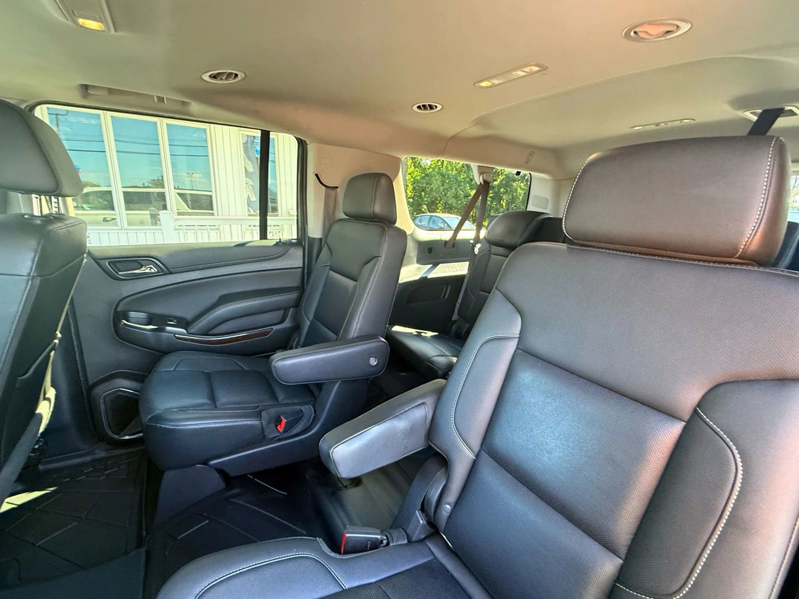 Used 2019 GMC Yukon XL SLT image 39