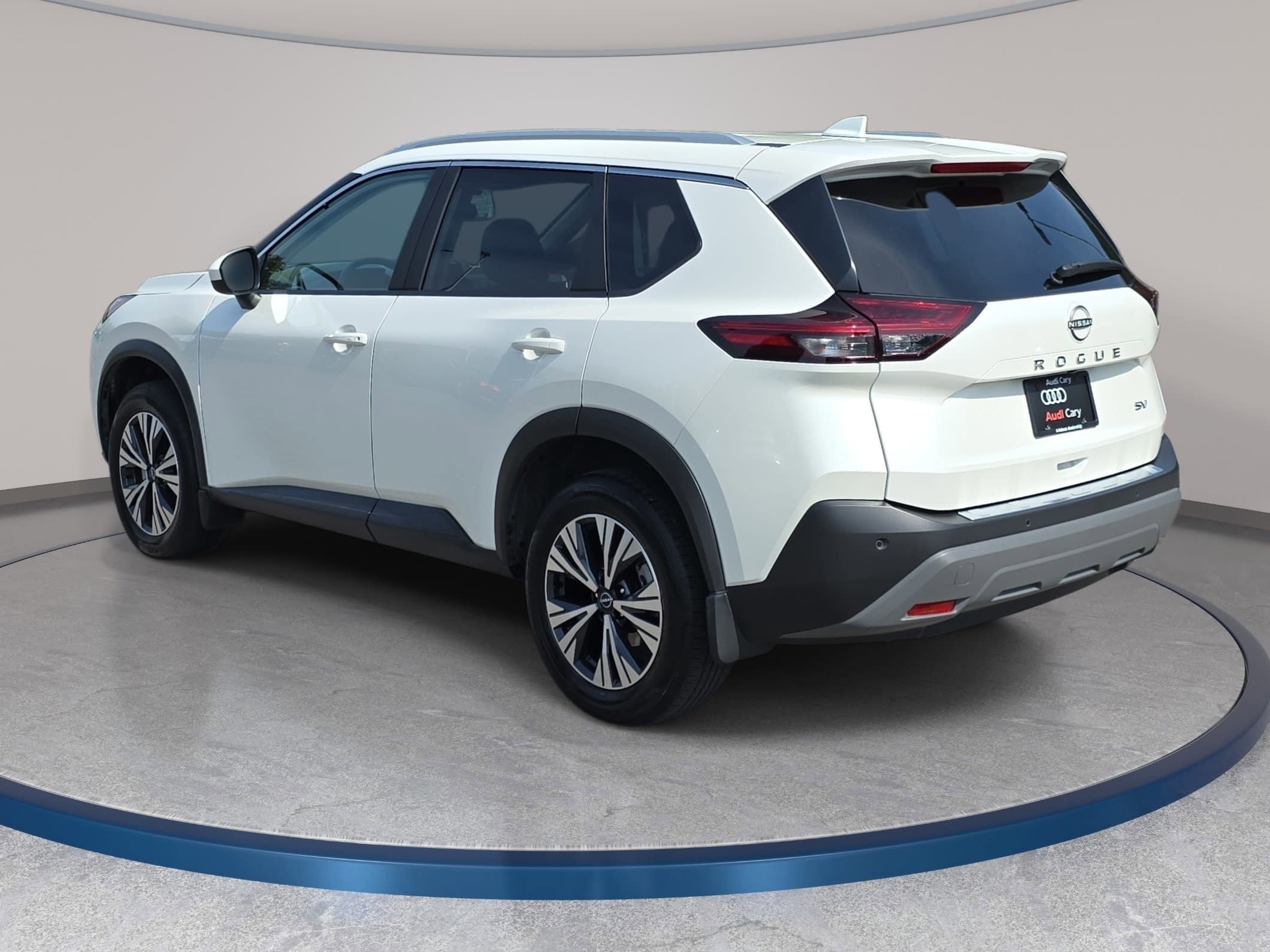Used 2023 Nissan Rogue SV w/ SV Premium B Package FWD image 7