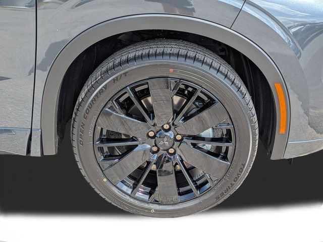 New 2026 Mitsubishi Outlander SEL Black Edition FWD image 11