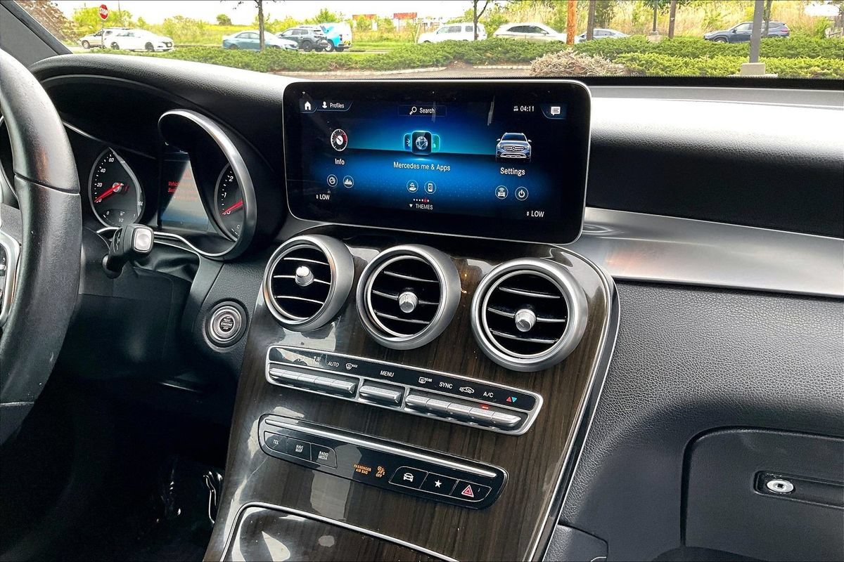 Used 2020 Mercedes-Benz GLC 300 4MATIC image 30