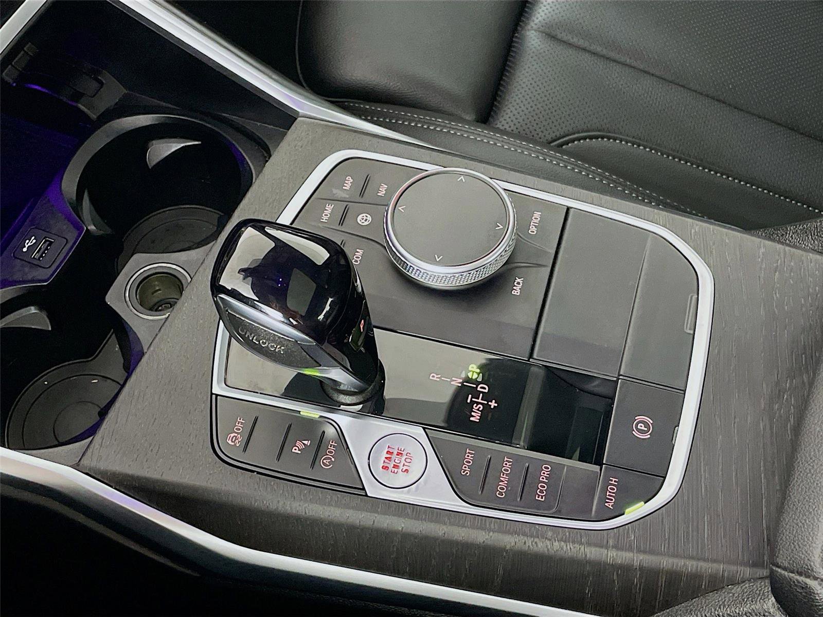 Used 2022 BMW 330i xDrive Sedan w/ Premium Package 2 image 21