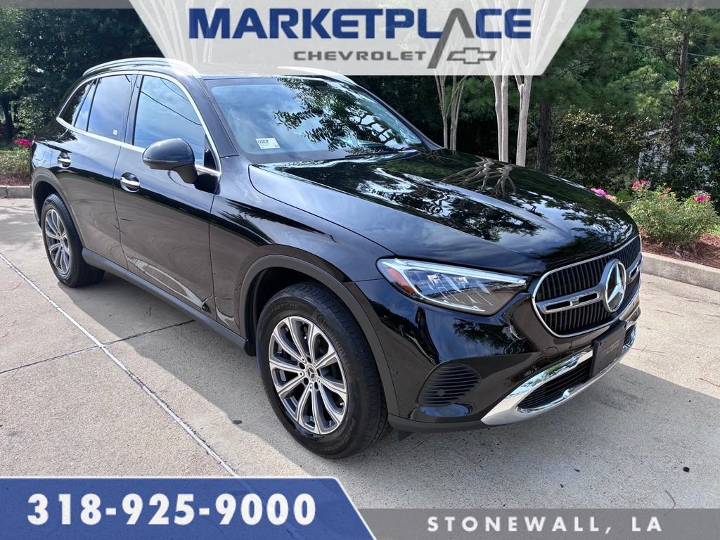 Used 2024 Mercedes-Benz GLC 300 image 1