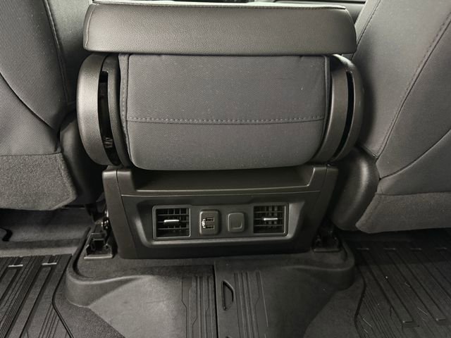 Used 2020 GMC Sierra 1500 SLE w/ SLE Value Package image 31