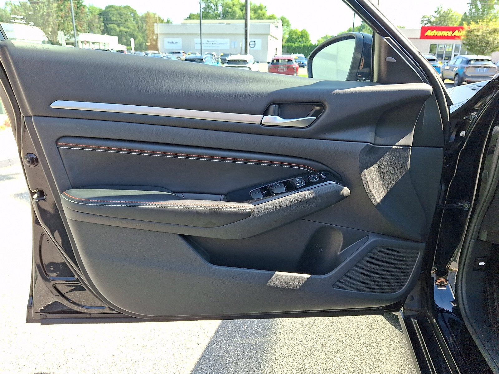 Certified 2023 Nissan Altima 2.5 SR w/ SR Premium Package FWD image 14