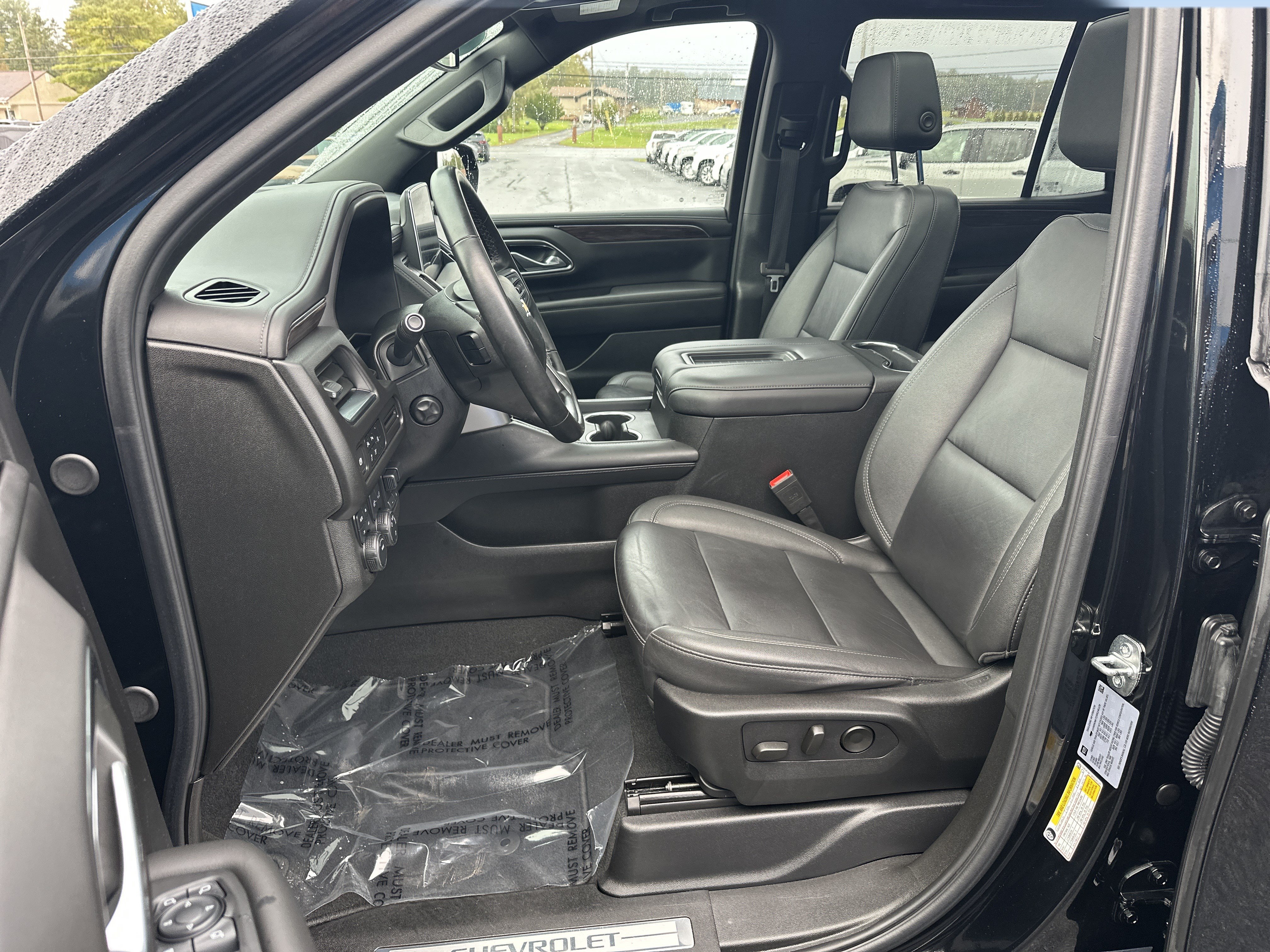 Certified 2024 Chevrolet Tahoe LT w/ LT Signature Package AWD/4WD image 14