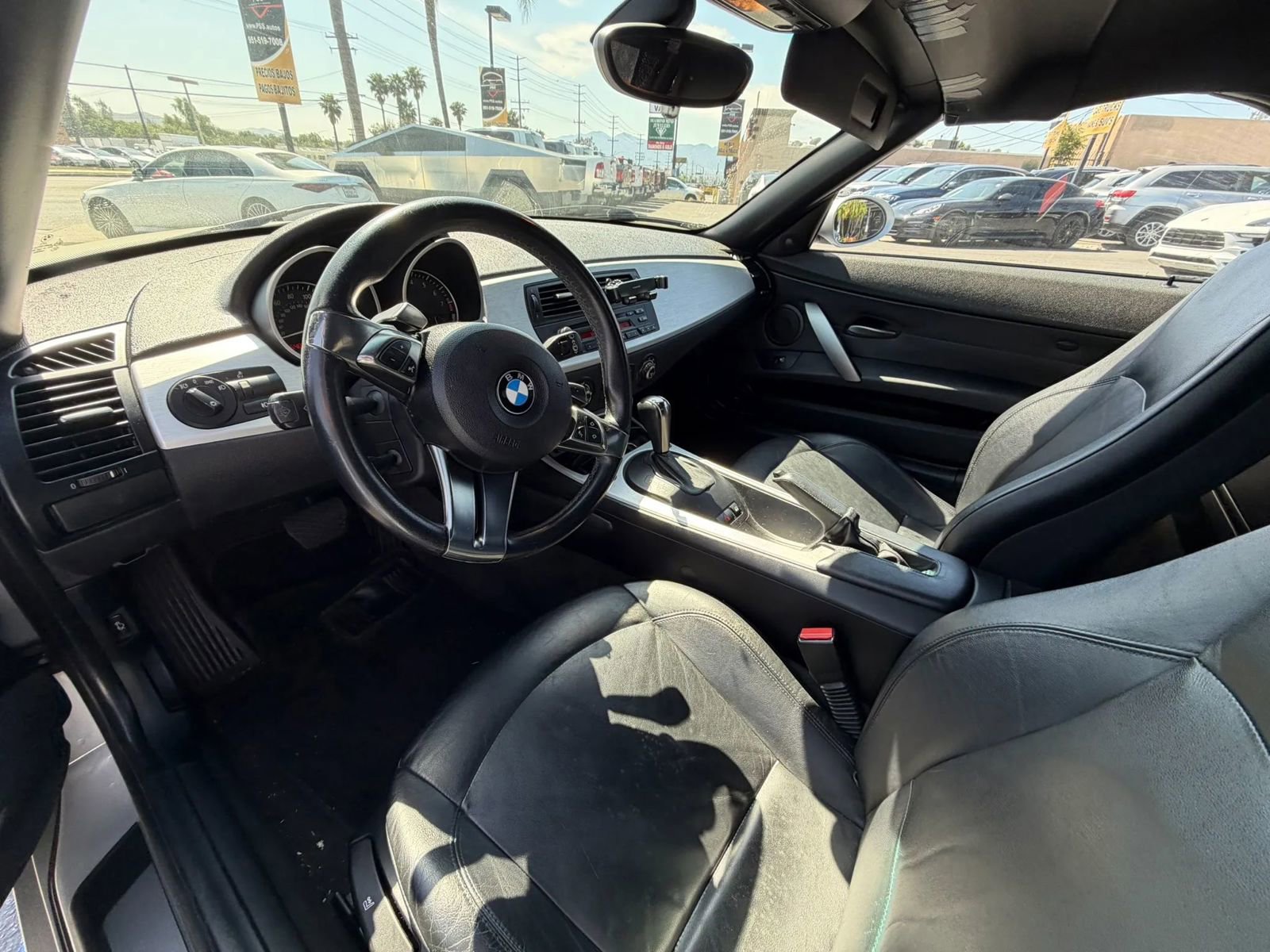 Used 2006 BMW Z4 3.0si image 11