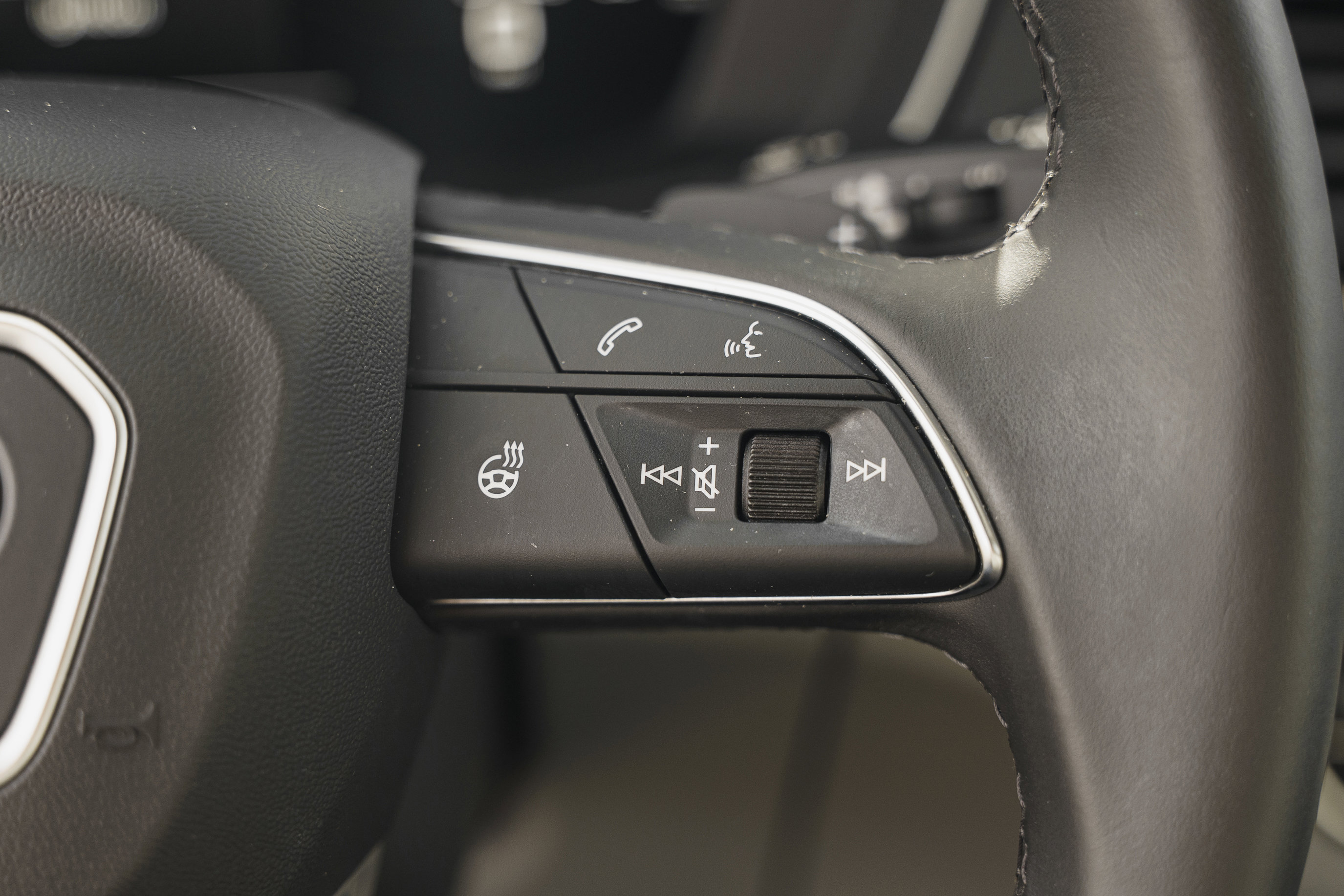 Used 2023 Audi Q5 2.0T Prestige w/ Prestige Package image 19