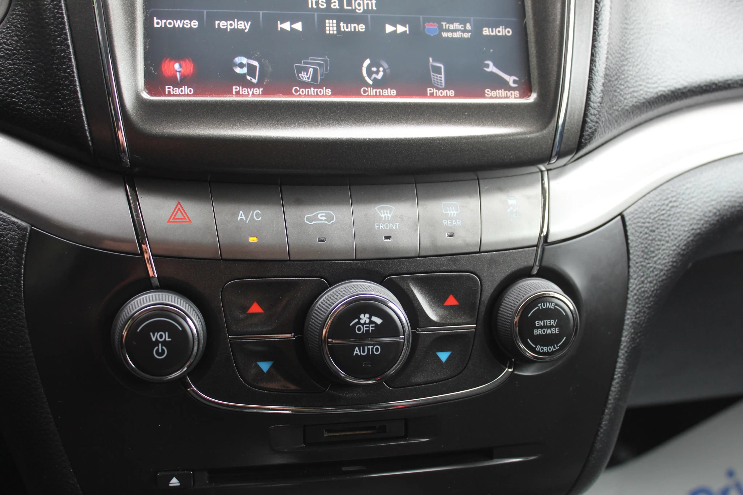 Used 2016 Dodge Journey Crossroad w/ Popular Equipment Group AWD/4WD image 29