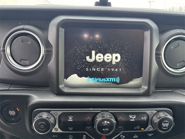 Used 2022 Jeep Gladiator Overland w/ Popular Equipment Package image 21