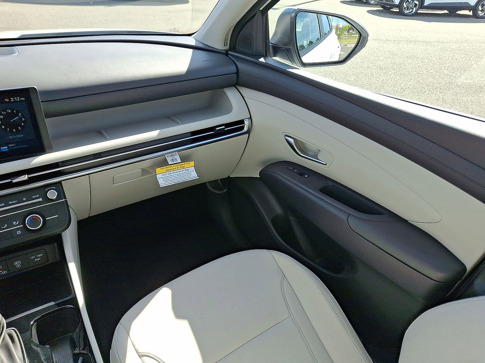 Used 2025 Hyundai Tucson SE image 11