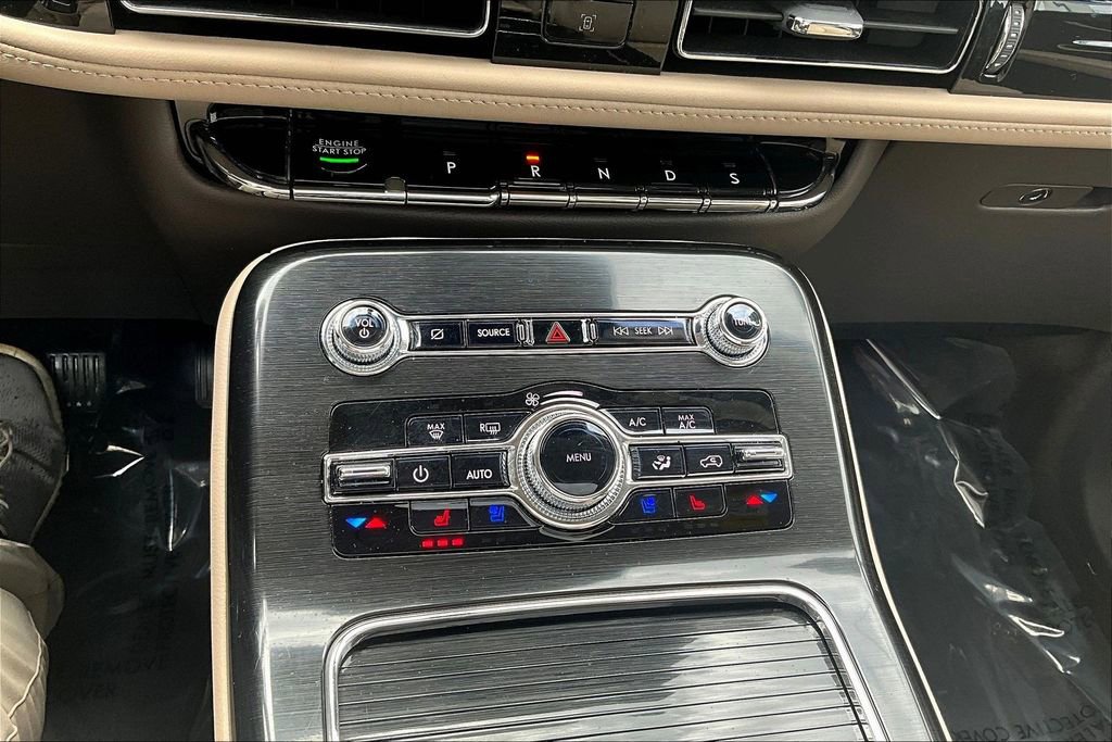 Used 2022 Lincoln Nautilus Reserve image 17