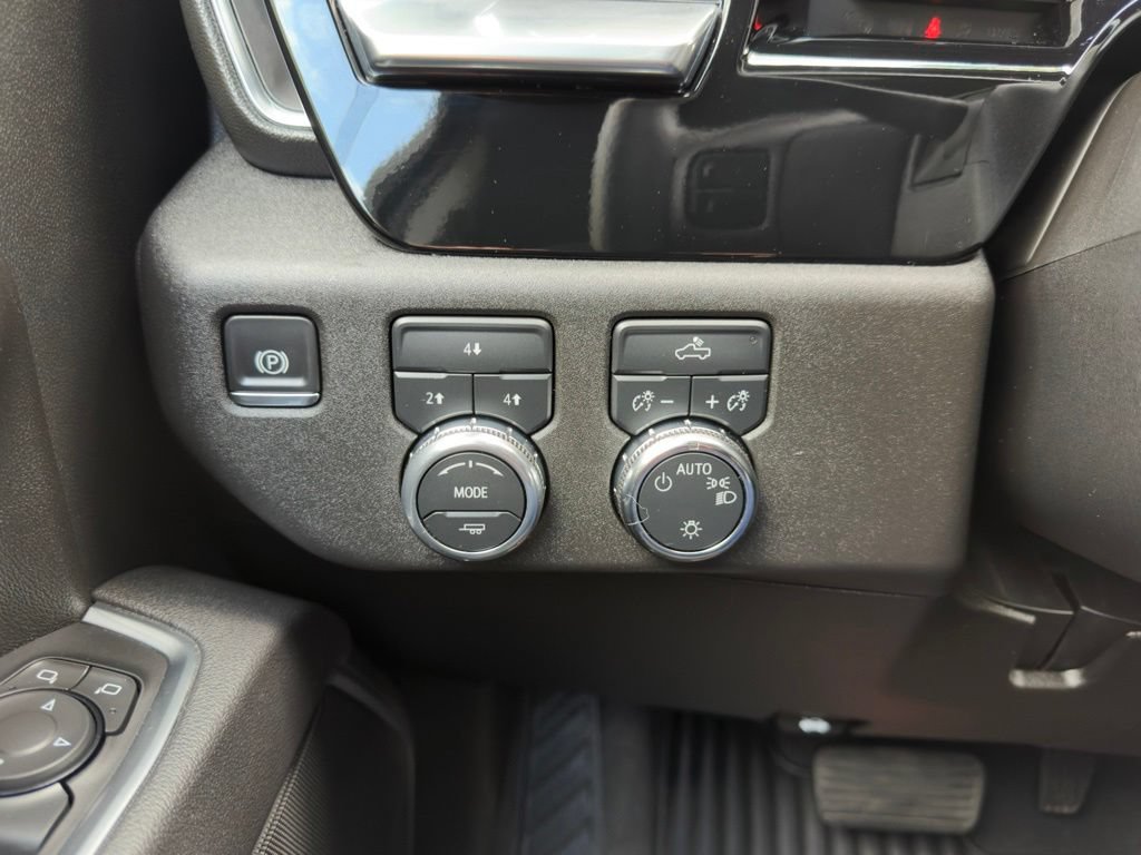Used 2025 GMC Sierra 2500 SLE AWD/4WD image 8