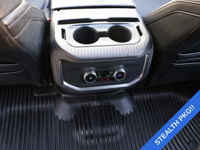 Used 2025 Ford Expedition Platinum w/ Stealth Appearance Package AWD/4WD image 16