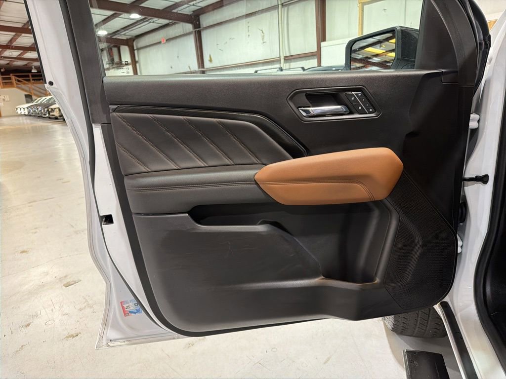 Used 2023 GMC Canyon AT4 w/ AT4 Premium Package image 25