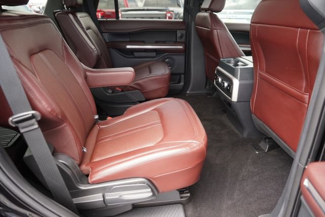 Used 2022 Ford Expedition Limited RWD image 16