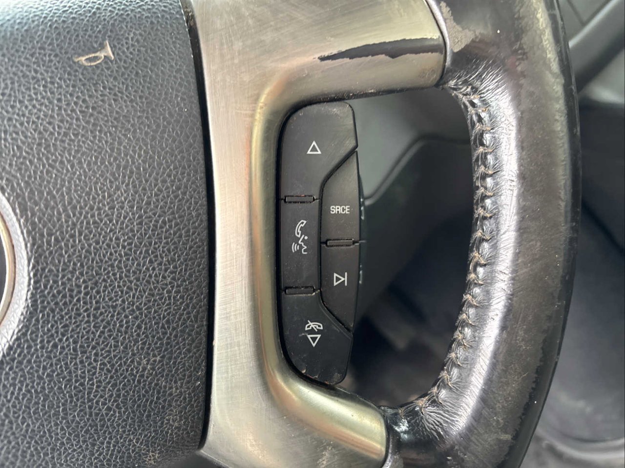 Used 2017 GMC Savana 3500 image 24