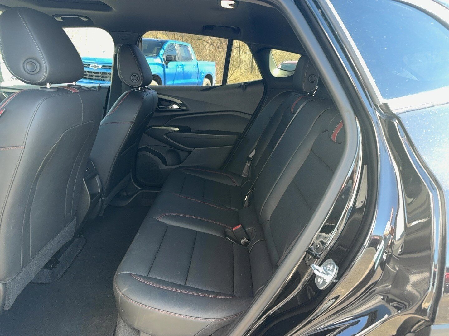 Used 2024 Chevrolet Trax RS w/ Sunroof Package image 10