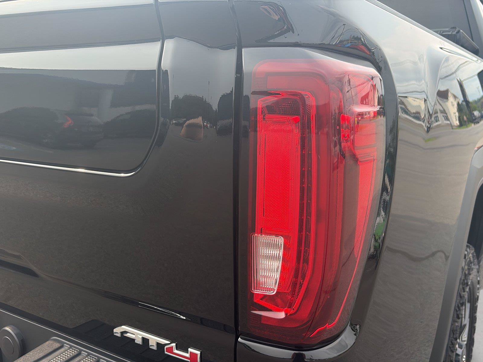 Used 2022 GMC Sierra 2500 AT4 AWD/4WD image 54