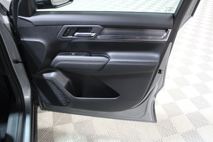 New 2027 GMC Terrain Elevation w/ Elevation Premium Package AWD/4WD image 23