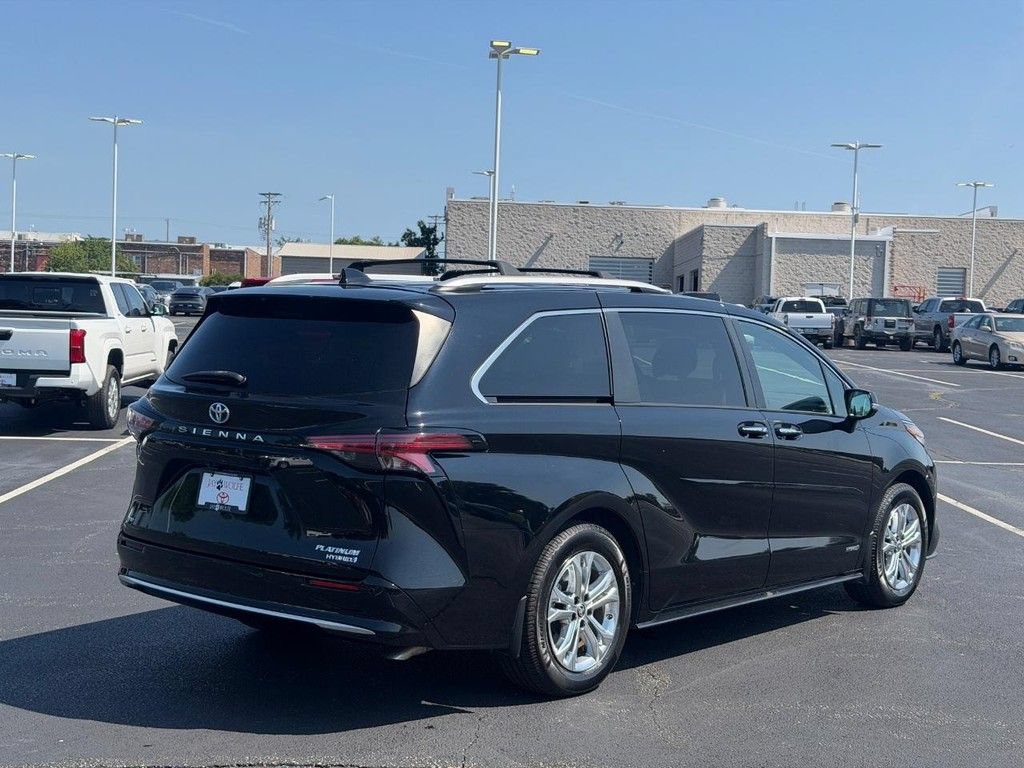 Certified 2021 Toyota Sienna Platinum AWD/4WD image 3